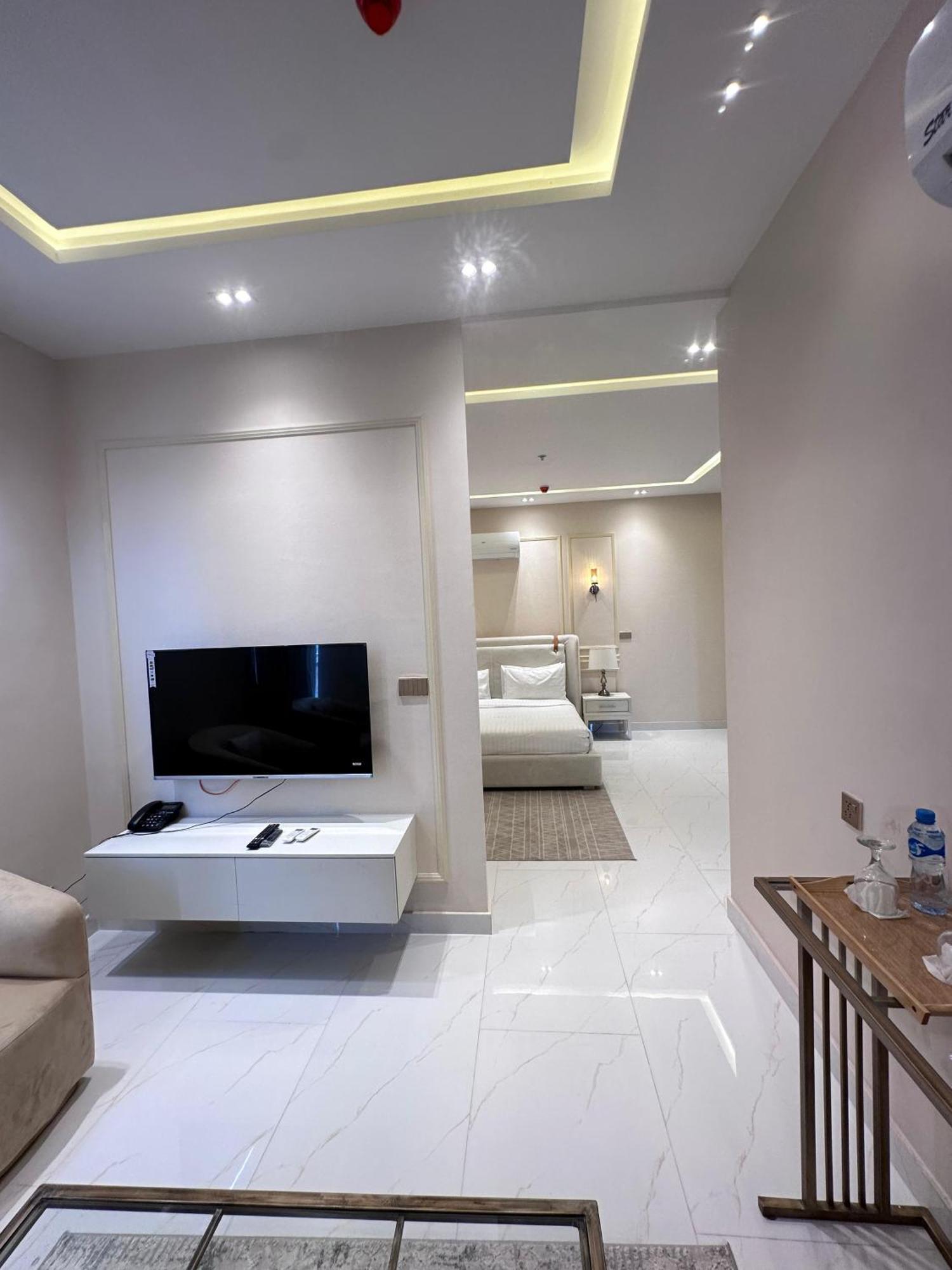 Pavilion Suites - Premium Aparthotel In Bahria Town Rawalpindi Luaran gambar