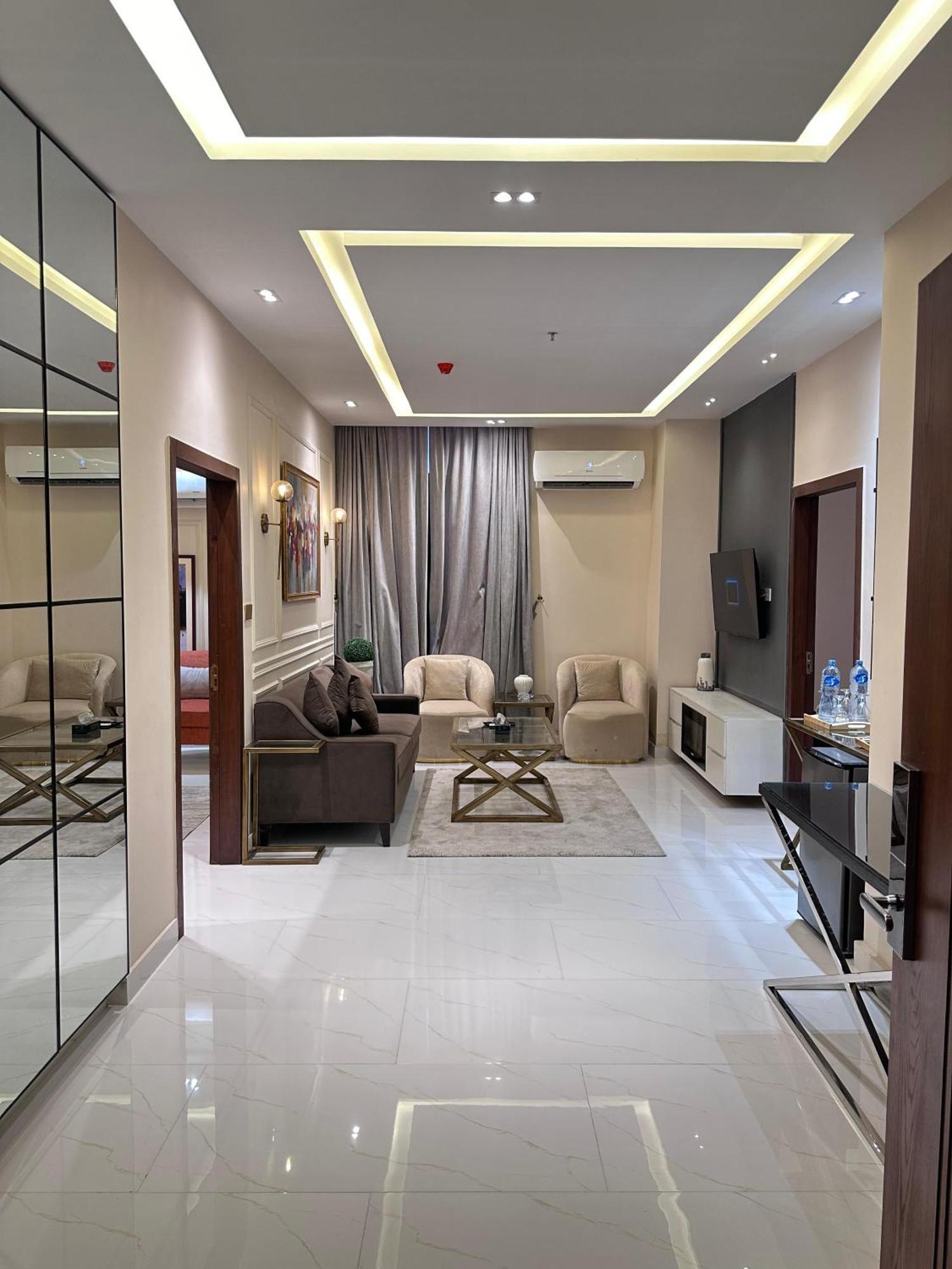 Pavilion Suites - Premium Aparthotel In Bahria Town Rawalpindi Luaran gambar