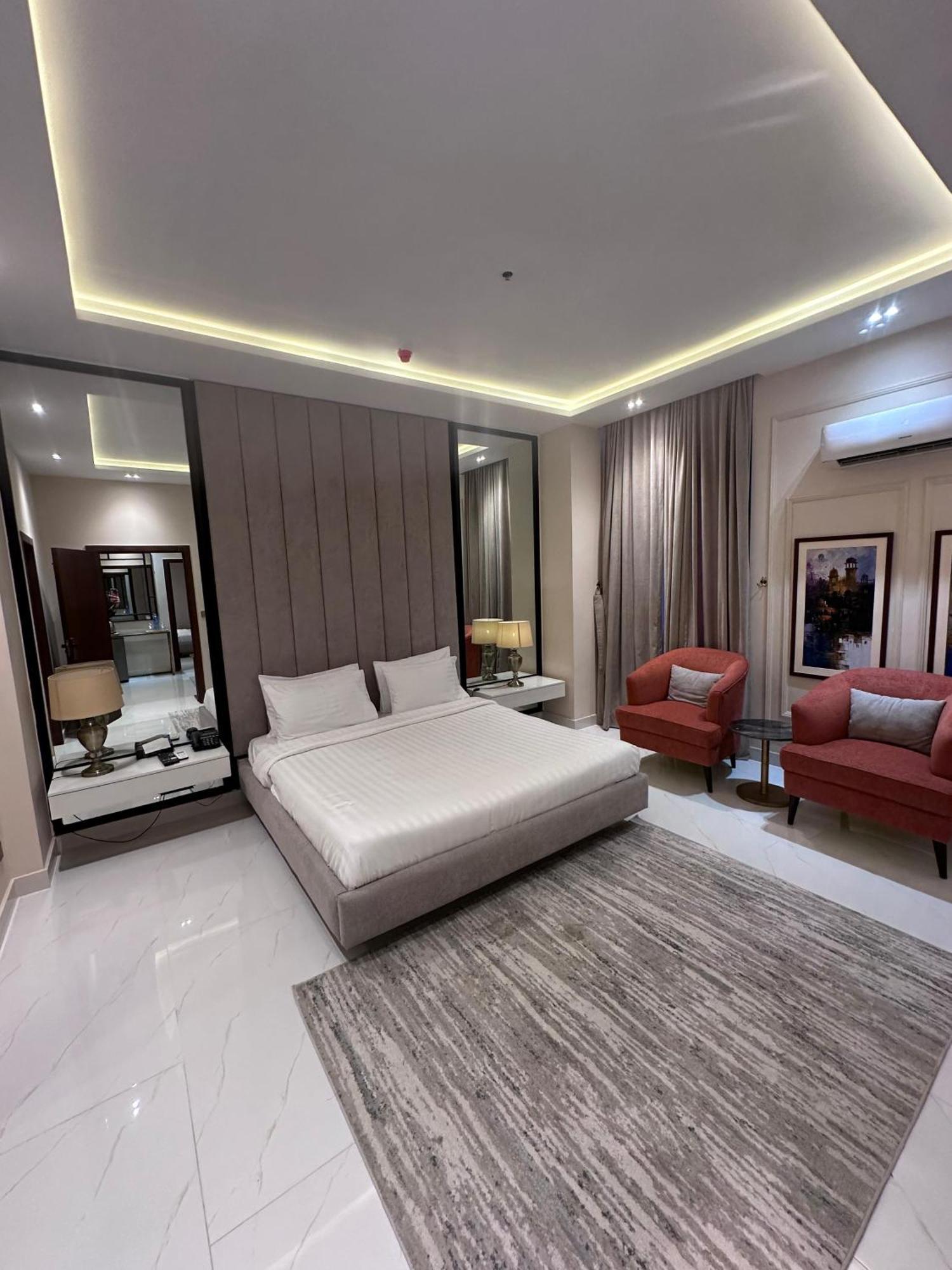 Pavilion Suites - Premium Aparthotel In Bahria Town Rawalpindi Luaran gambar