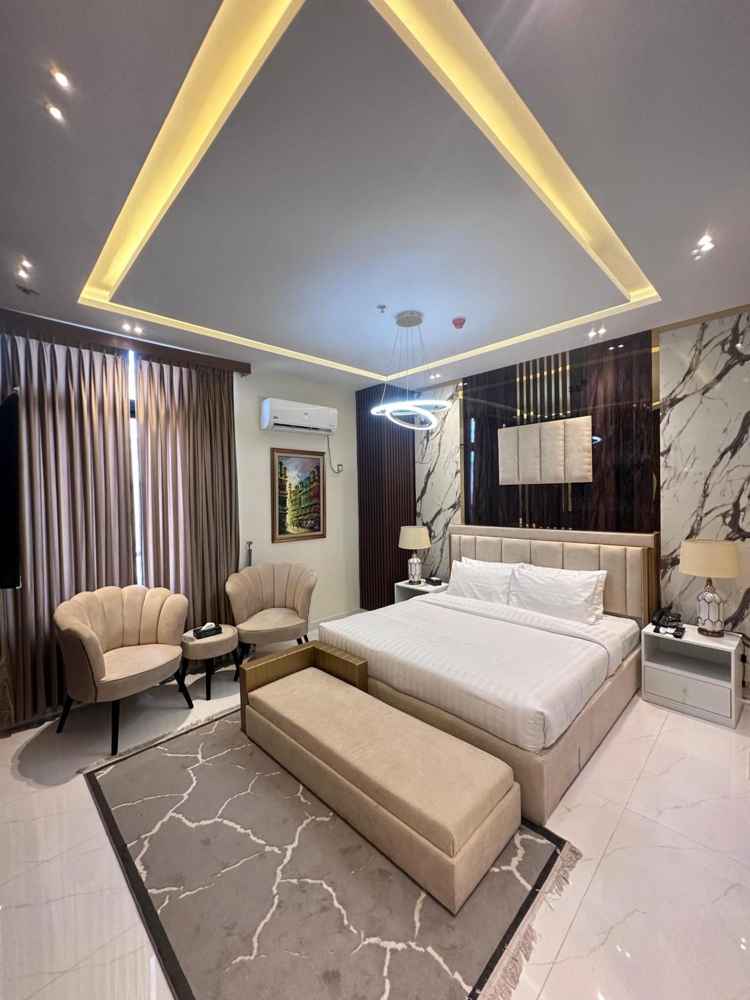 Pavilion Suites - Premium Aparthotel In Bahria Town Rawalpindi Luaran gambar