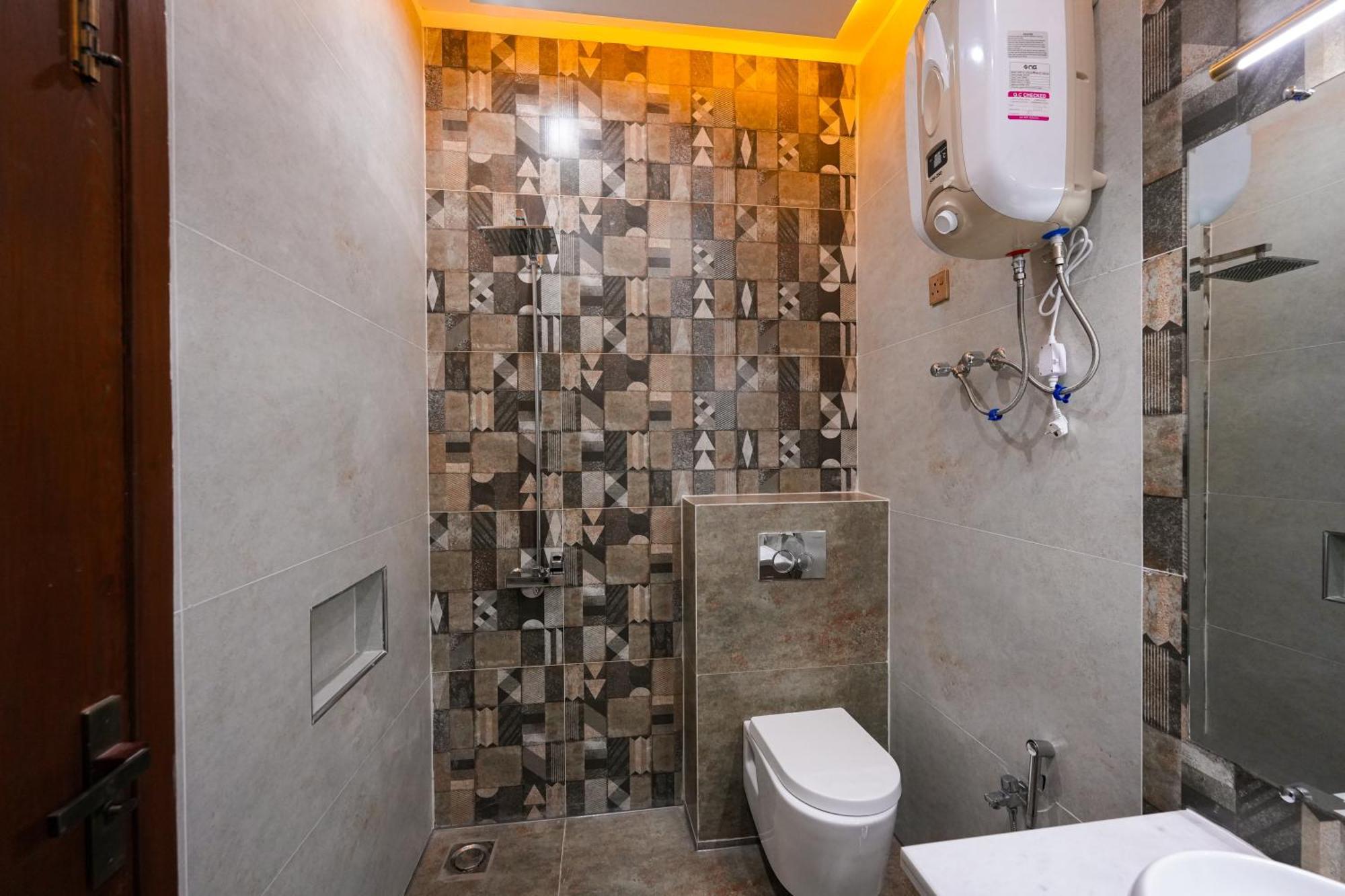 Pavilion Suites - Premium Aparthotel In Bahria Town Rawalpindi Luaran gambar