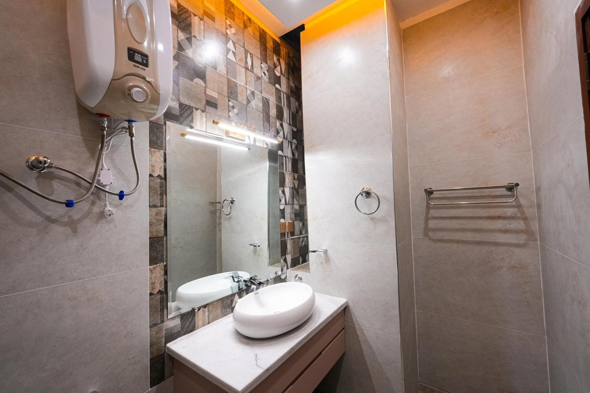 Pavilion Suites - Premium Aparthotel In Bahria Town Rawalpindi Luaran gambar