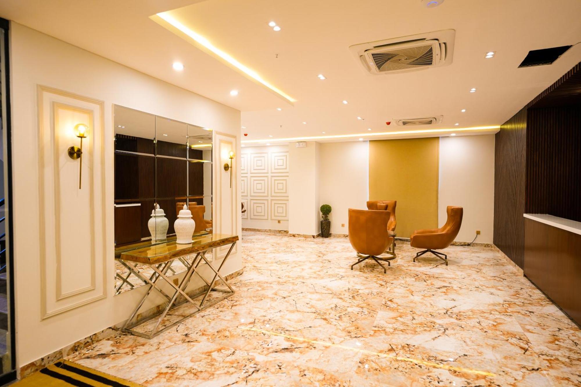 Pavilion Suites - Premium Aparthotel In Bahria Town Rawalpindi Luaran gambar